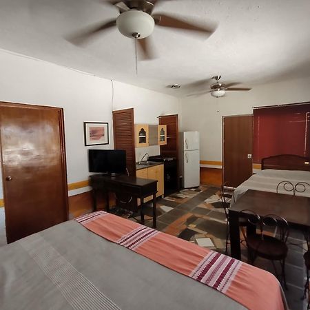 Casa Artista Bed & Breakfast Manzanillo Exterior foto