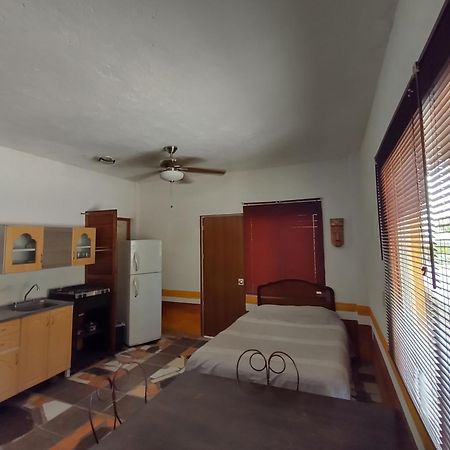 Casa Artista Bed & Breakfast Manzanillo Exterior foto